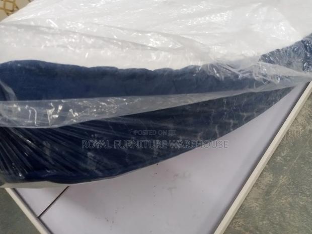 8 Inches Queen Size Foreign Mattress · Photo 5