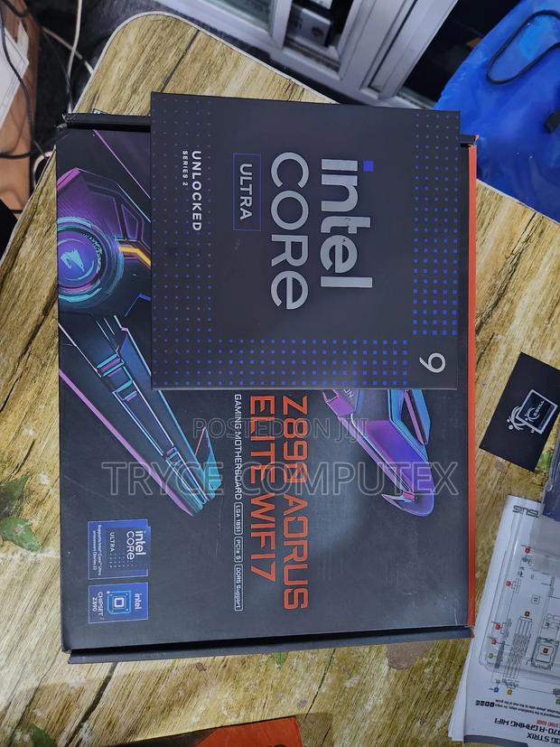 Intel Core Ultra 9 and Aorus Z890 Elite Motherboard · Photo 1