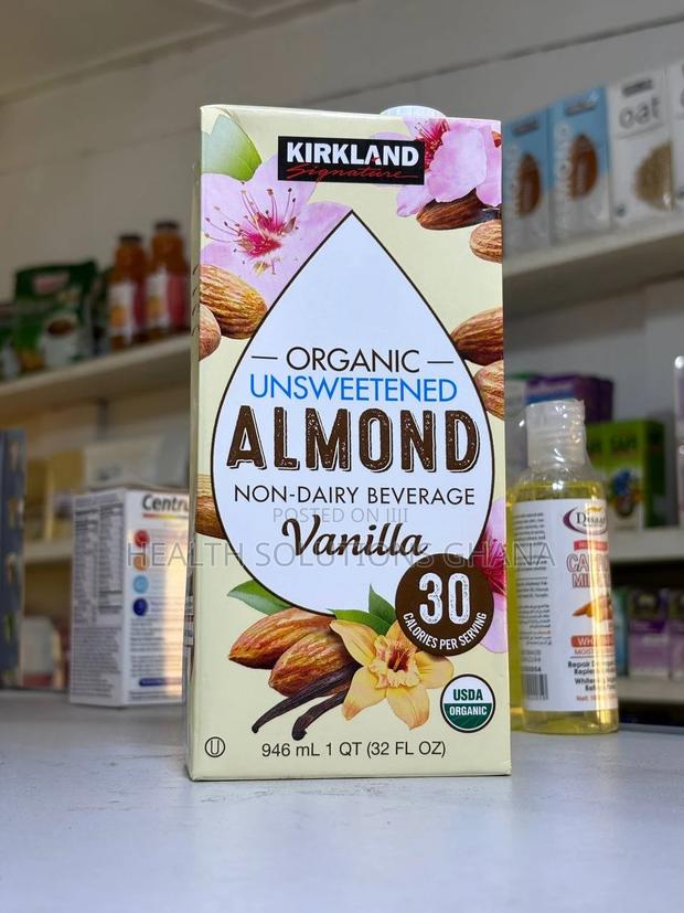 Organic Almond Vanilla · Photo 1
