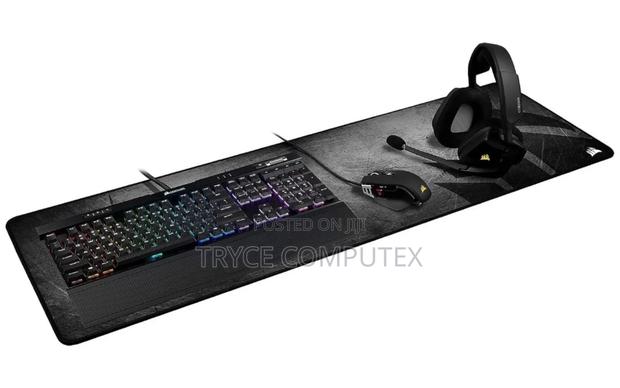 Corsair Mm300 Pro Premium Gaming Mouse Pad · Photo 3