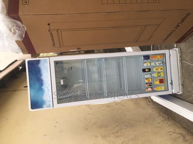 Zara -300dfg 300liters Display Fridge · Photo 1