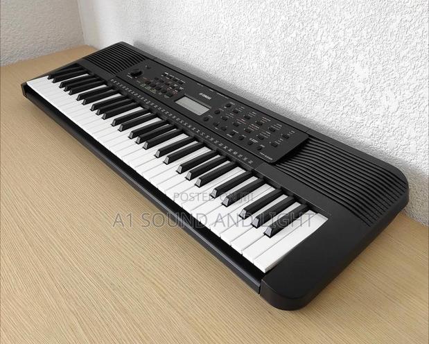 Yamaha PSR E283 Keyboard for Beginners · Photo 2