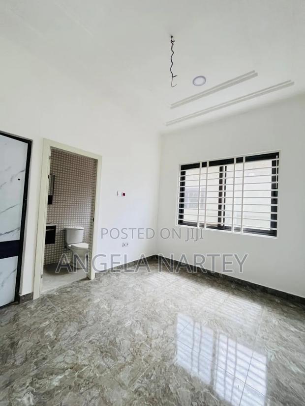 4bdrm House in Community 24, Tema Metropolitan for sale · Photo 7