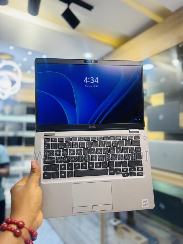 Laptop Dell Latitude 5310 16GB Intel Core i7 SSD 256GB · Photo 1