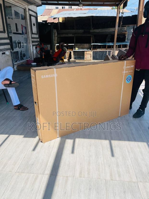 Extravagant Samsung 65 Inch Uhd Smart Crystal Display Tv · Photo 1