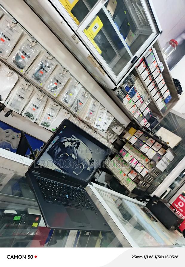 Laptop Dell Latitude E7450 8GB Intel Core I5 HDD 1T · Photo 6