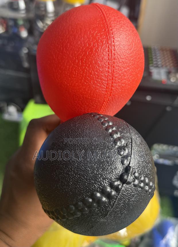 Hand Shaker (Maracas) Pair · Photo 2
