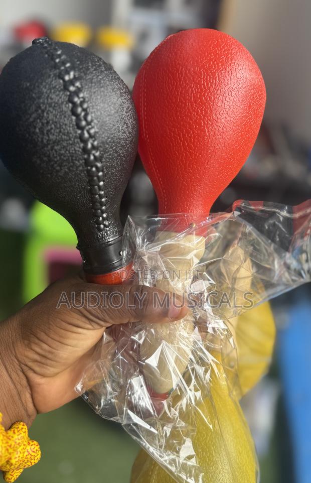 Hand Shaker (Maracas) Pair · Photo 8