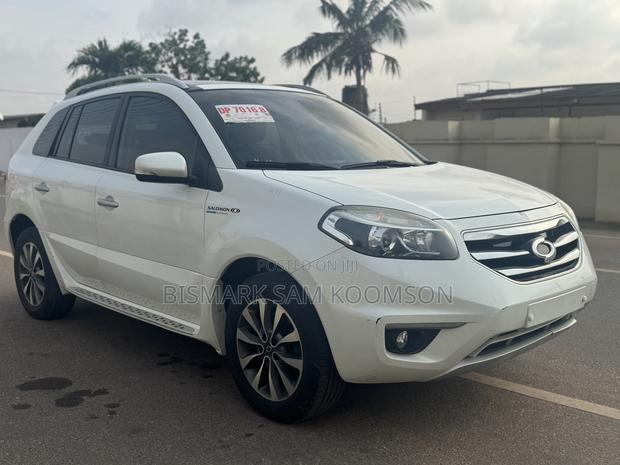 Renault Samsung QM5 2013 White · Photo 2