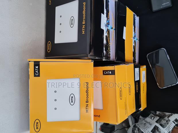 New Portable Zte Turbo Speed Router · Photo 2