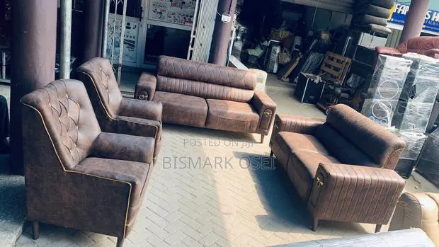 Beautiful Royal Seven Seater Sofa Chair · Photo 1