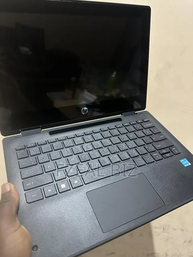 Laptop HP Pro x360 Fortis 11 G9 8GB Intel Pentium eMMC 256GB · Photo 1