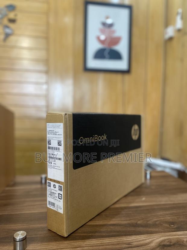 New Laptop HP 8GB Intel Core Ultra 5 SSD 512GB · Photo 1