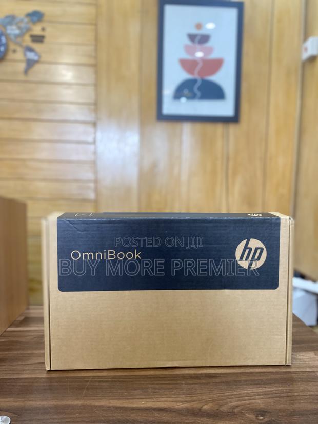 New Laptop HP 8GB Intel Core Ultra 5 SSD 512GB · Photo 4