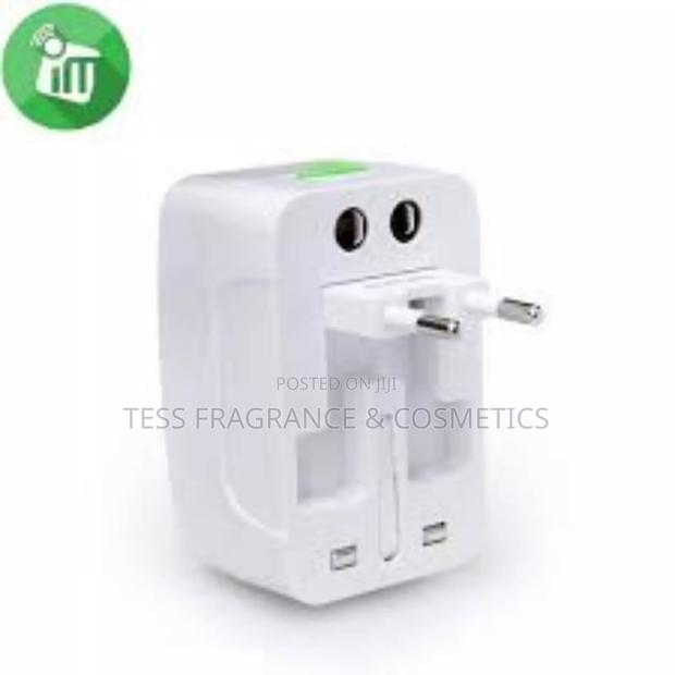 Travel Adaptor · Photo 2
