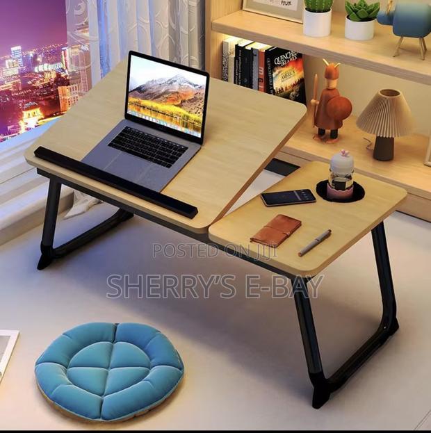 Adjustable Laptop Bed Table · Photo 4