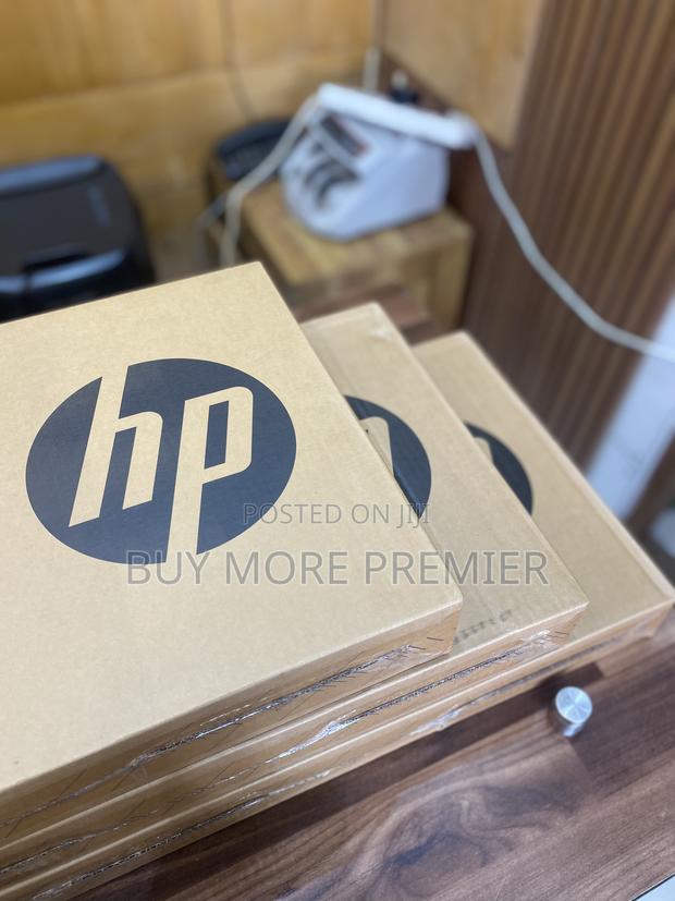 New Laptop HP 15 16GB AMD Ryzen 5 SSD 512GB · Photo 4