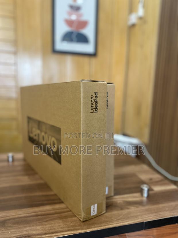 New Laptop Lenovo IdeaPad 1 8GB Intel Celeron SSD 256GB · Photo 1
