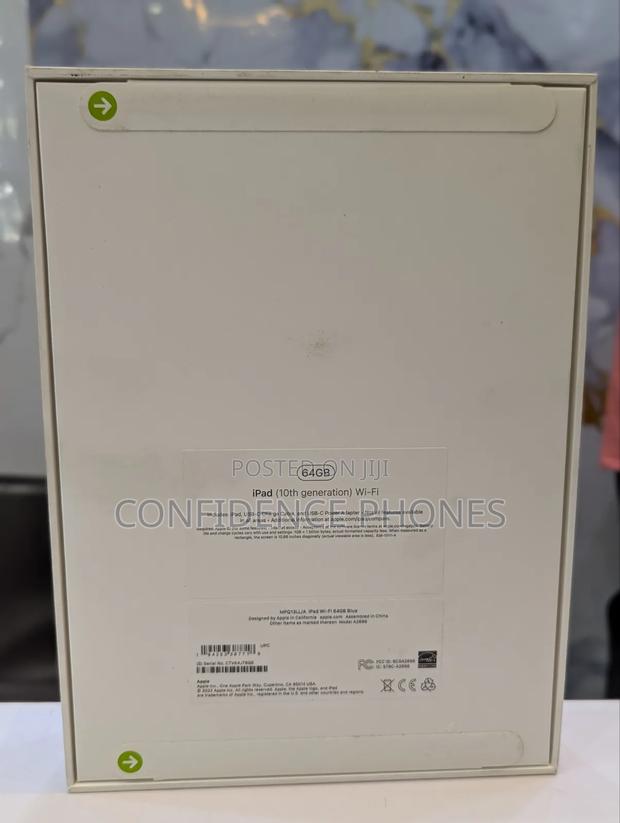 New Apple iPad 10.2 (2020) Wi-Fi 64 GB · Photo 2