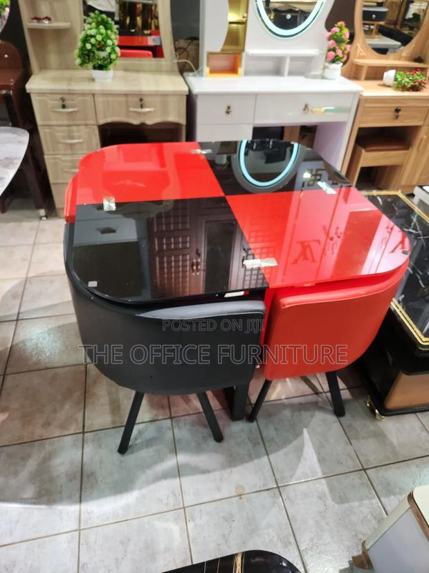 4-Seater Dining Table With Chairs · Photo 1