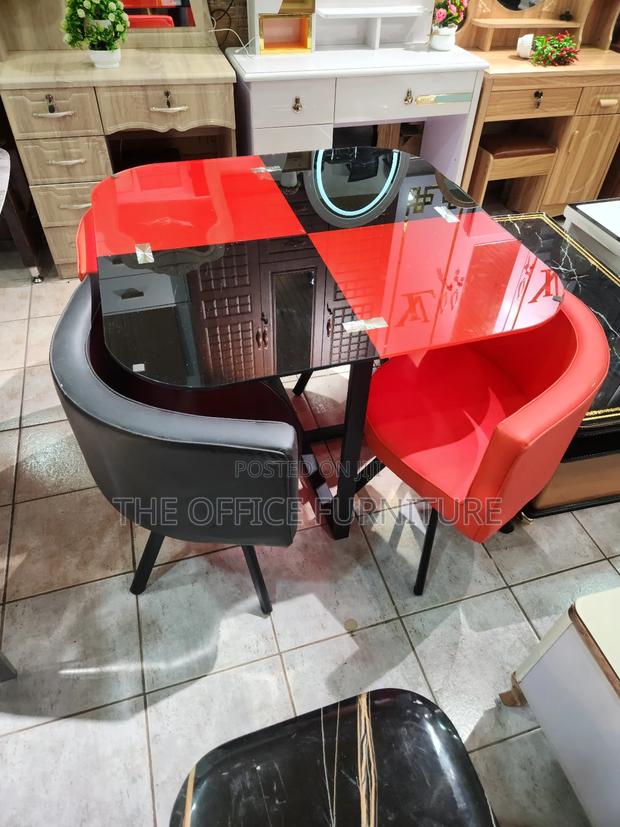 4-Seater Dining Table With Chairs · Photo 2