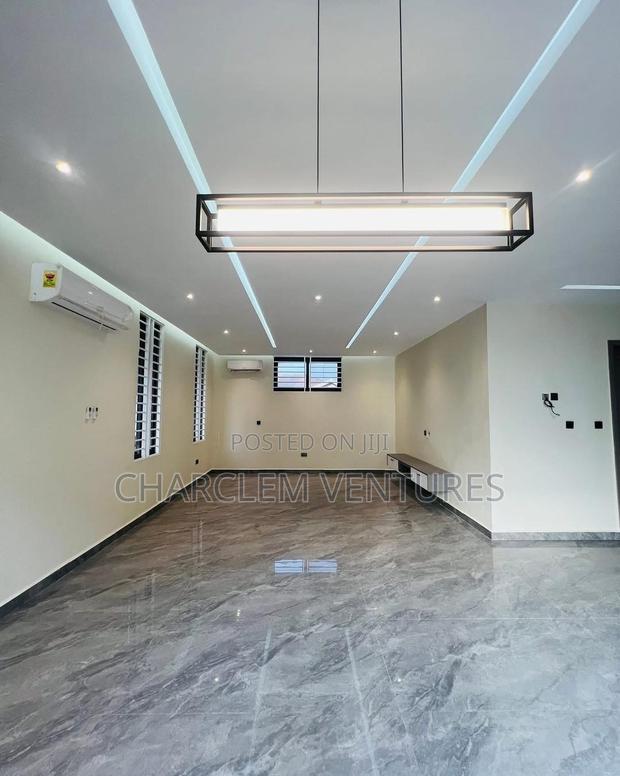 4bdrm Townhouse/Terrace in Charclem Ventures, Ashaley Botwe for sale · Photo 2