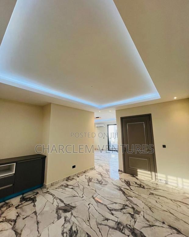 4bdrm Townhouse/Terrace in Charclem Ventures, Ashaley Botwe for sale · Photo 7