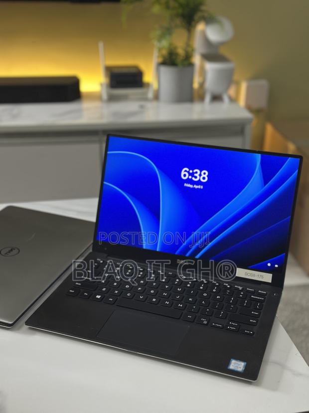 Laptop Dell XPS 13 4GB Intel Core I5 SSD 256GB · Photo 1