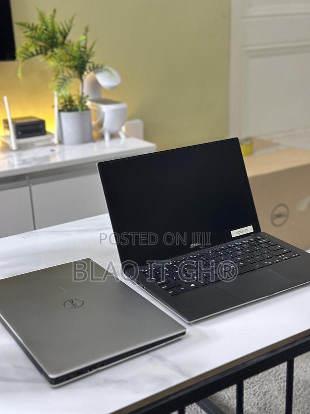 Laptop Dell XPS 13 4GB Intel Core I5 SSD 256GB · Photo 2