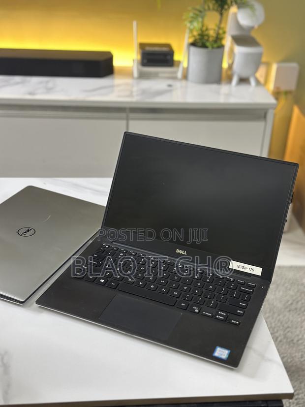 Laptop Dell XPS 13 4GB Intel Core I5 SSD 256GB · Photo 3