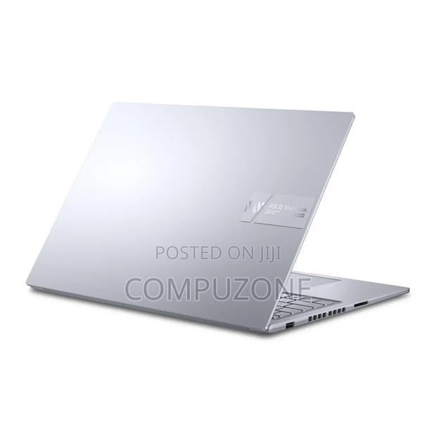 New Laptop Asus Vivobook 16 16GB Intel Core i9 SSD 1T · Photo 4