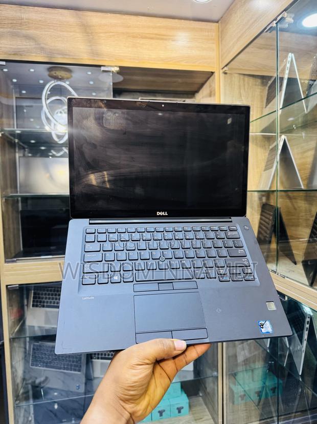Laptop Dell Latitude 7480 8GB Intel Core i7 SSD 256GB · Photo 2
