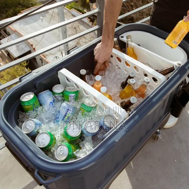 Igloo 198 Can Party Bar Ice Chest Cooler 125 Quart · Photo 6