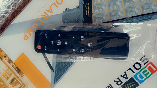 300w Limarsun Solar Lamp · Photo 3