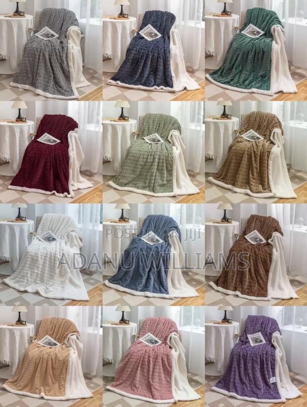 Highly Recommend Double Sided Fleece Flannel Blanket · Photo 1