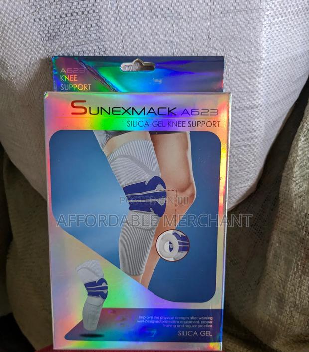 Knee Brace/Unisex Knee Brace · Photo 1