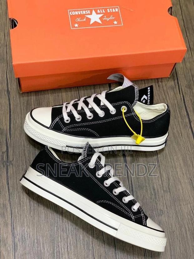 Original Converse Black N White · Photo 2