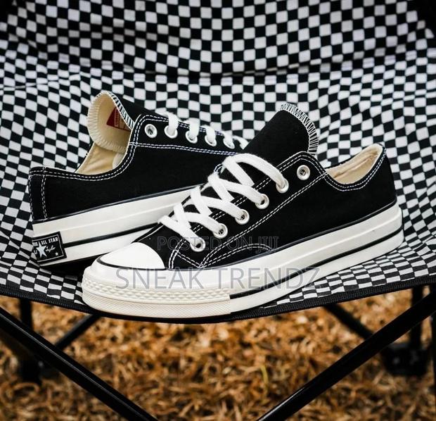 Original Converse Black N White · Photo 1