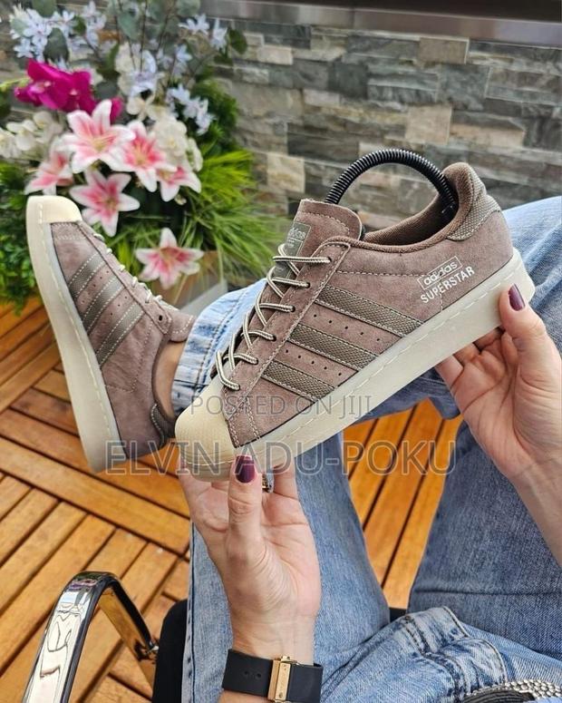 Adidas Superstar 82 Boot Pack Sneaker In Different Colors , Swipe >>> · Photo 2