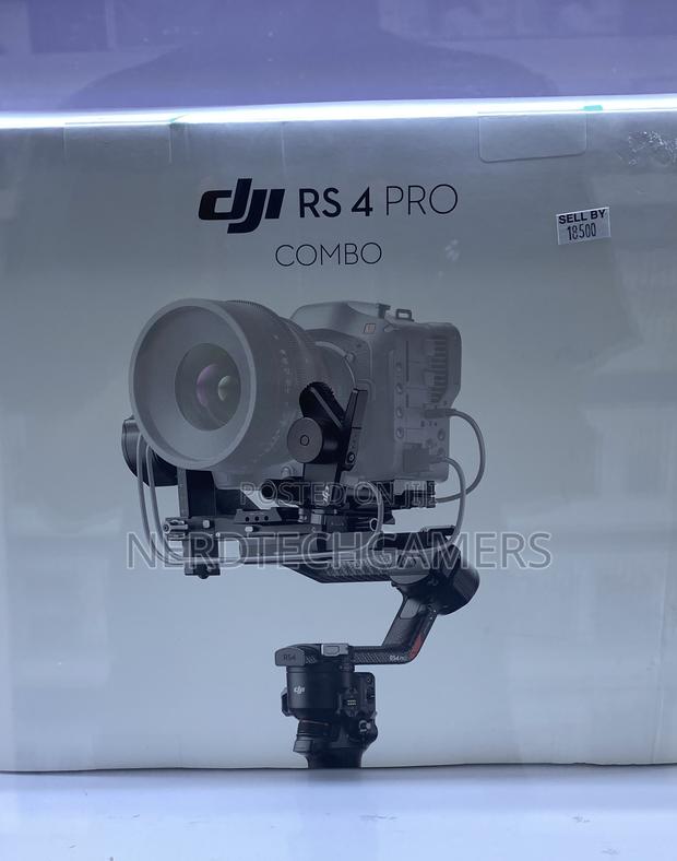Dji Rs 4 Pro Combo, 3-axis Gimbal Stabilizer For Dslr · Photo 1