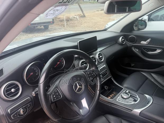 Mercedes-Benz C300 Sport Sedan RWD (2.0L 4cyl 7A) 2017 Silver · Photo 5
