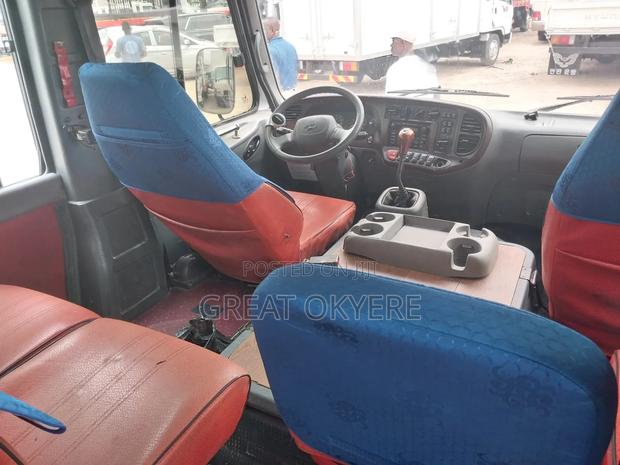 Hyundai County 2015 Pink · Photo 7