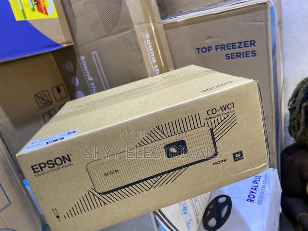 Epson Co-wo1 3000lumens Multimedia Projector · Photo 1