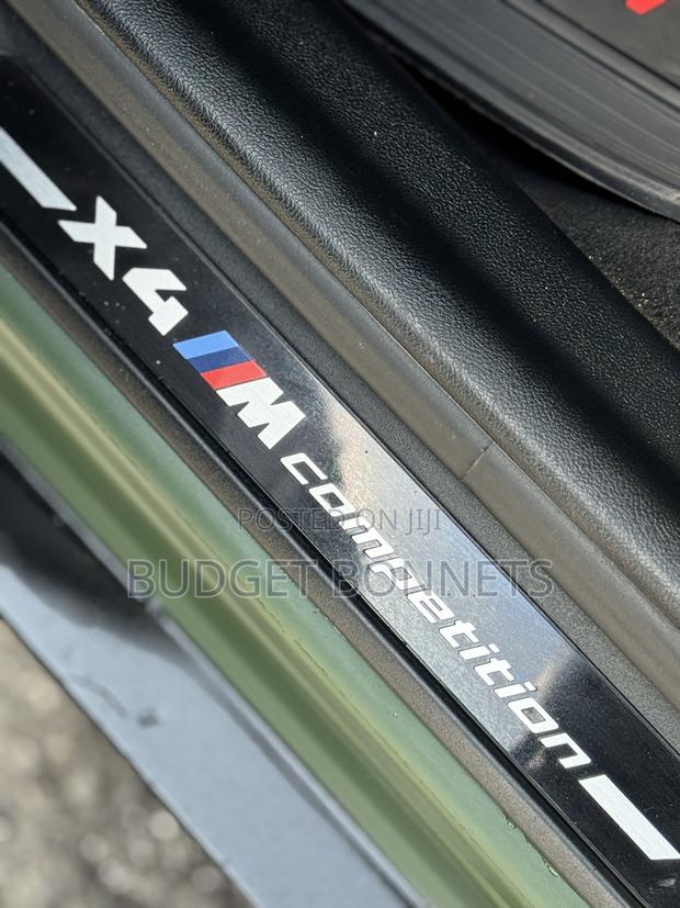 BMW X4 2020 Green · Photo 8