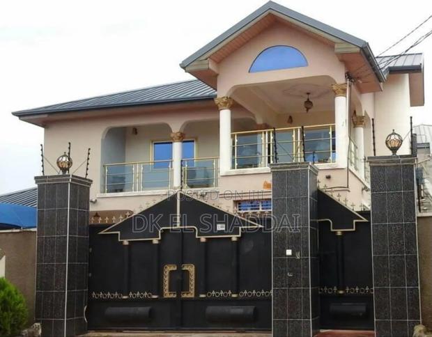 4bdrm House in Pokuase for sale · Photo 3