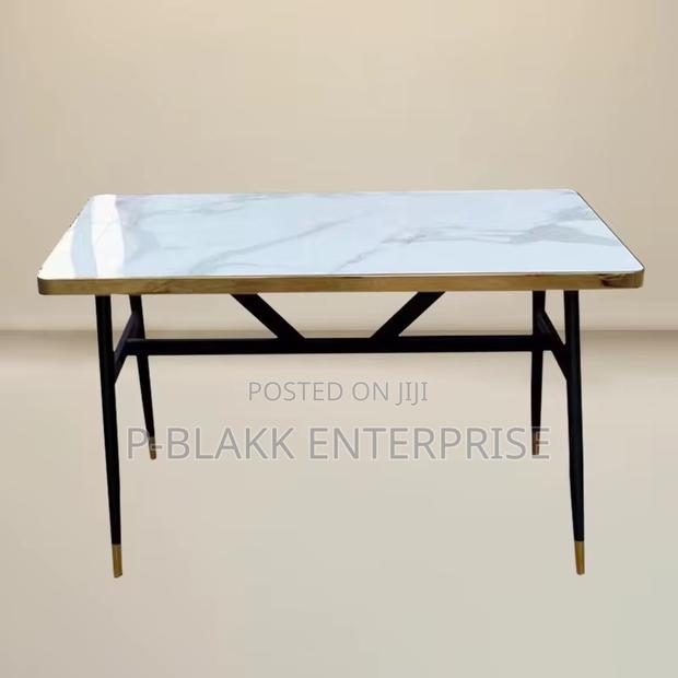 Bar Table/ Dining Table 120cm*70cm*73cm · Photo 1