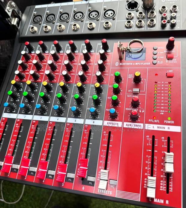 Yamaha Ct 60s 6 Channel Mixer · Photo 3