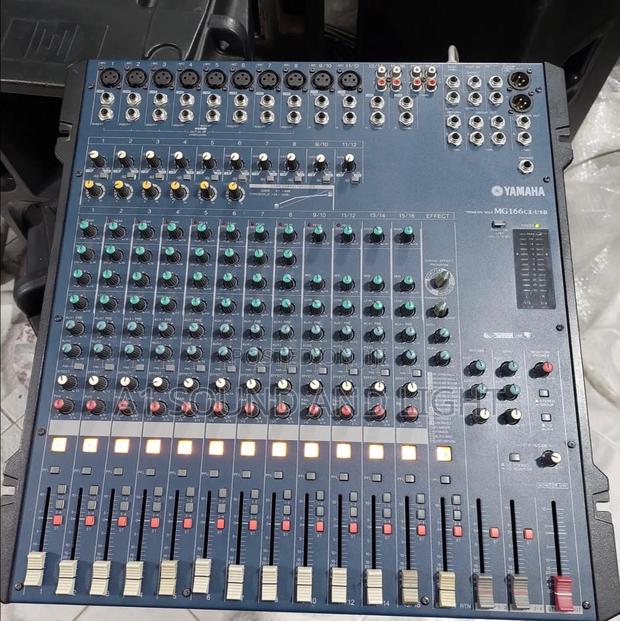 Yamaha Mg166cx USB 16 Channels Mixer · Photo 4
