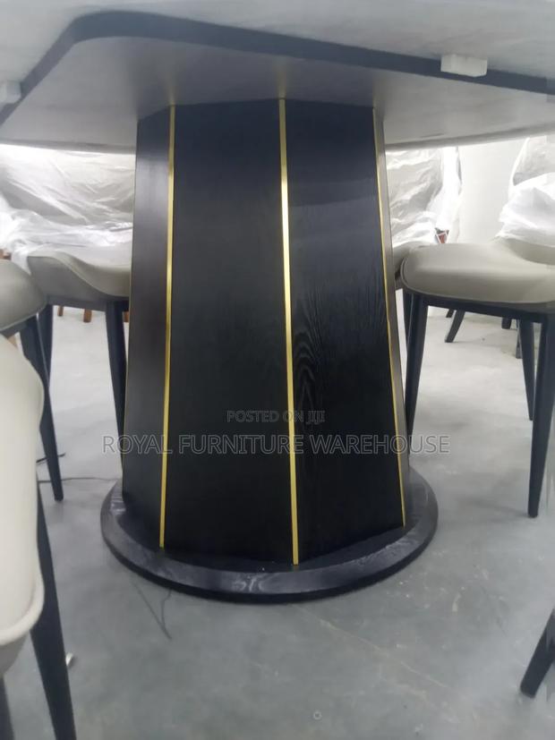Quality Royal Six Seater Dining Table · Photo 6