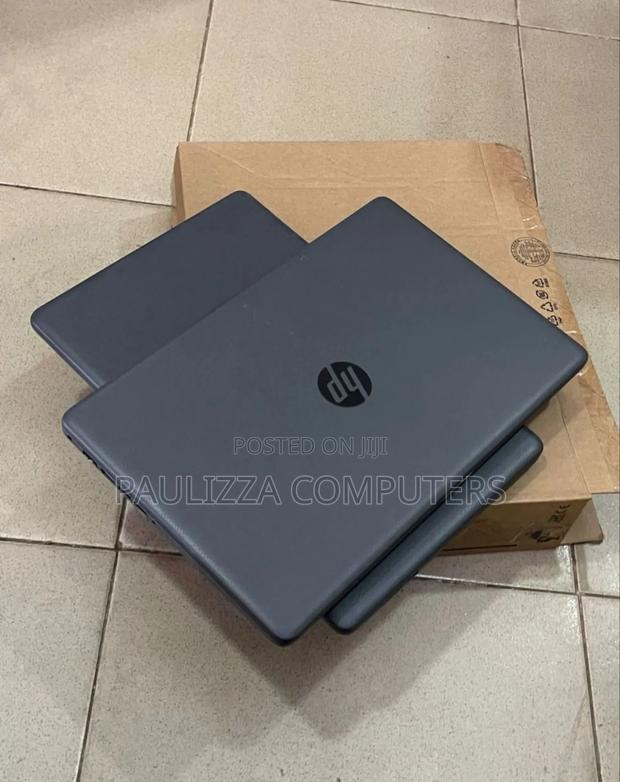 Laptop HP Pavilion 15 8GB Intel Core i5 SSD 256GB · Photo 3